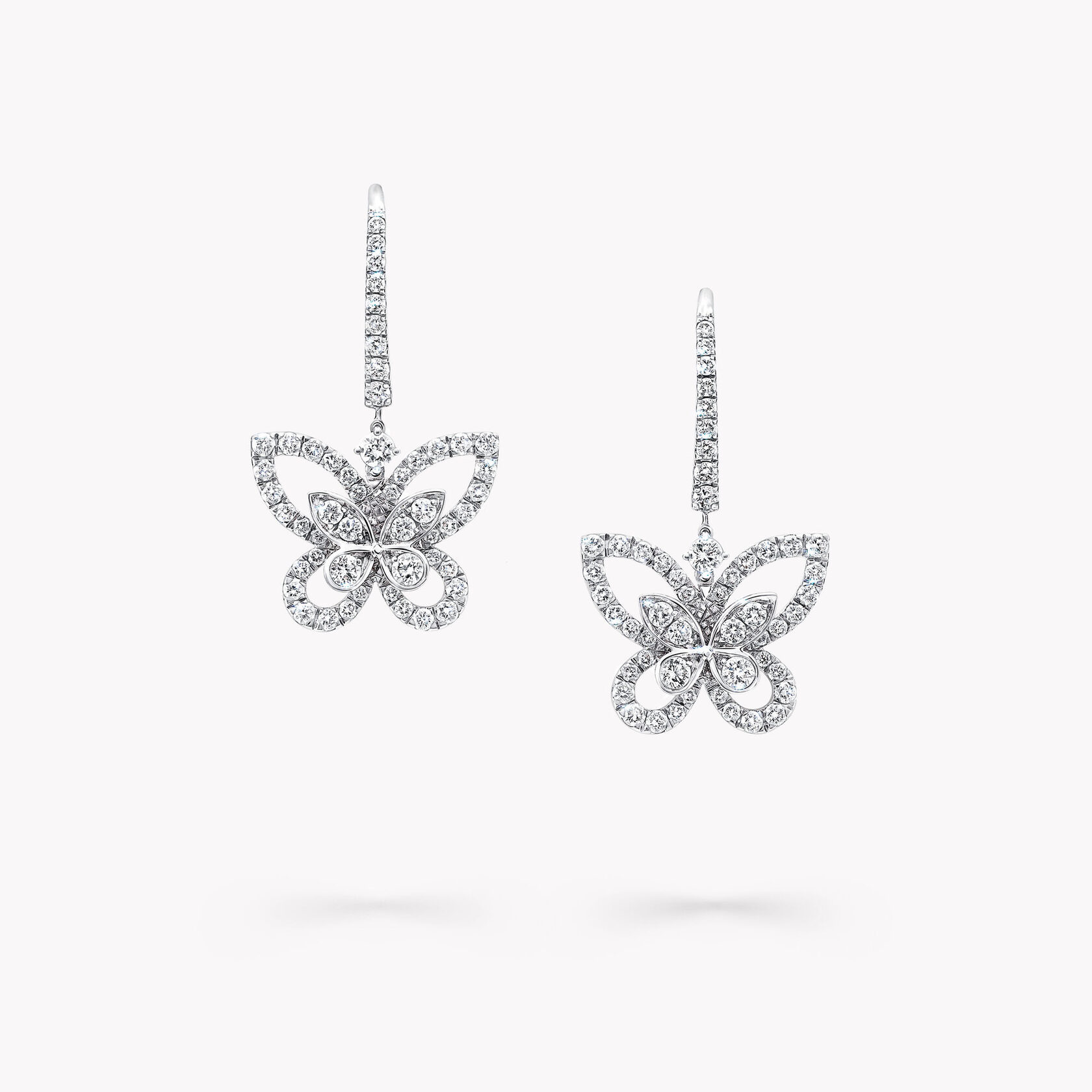 Серьги Butterfly silhouette diamond drop
